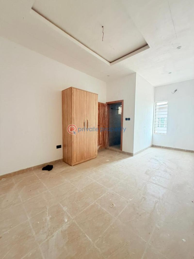 2 bedroom Block Of Flats For Sale Gbagada Lagos - 7