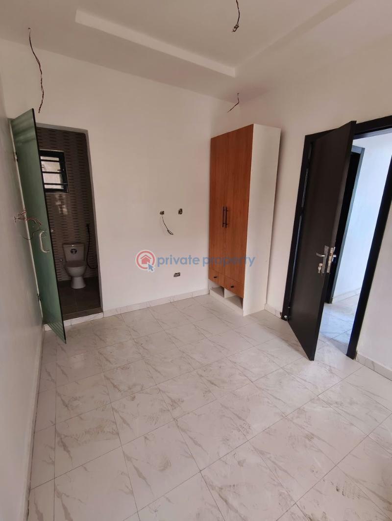 2 bedroom Block Of Flats For Sale Gbagada Lagos - 11
