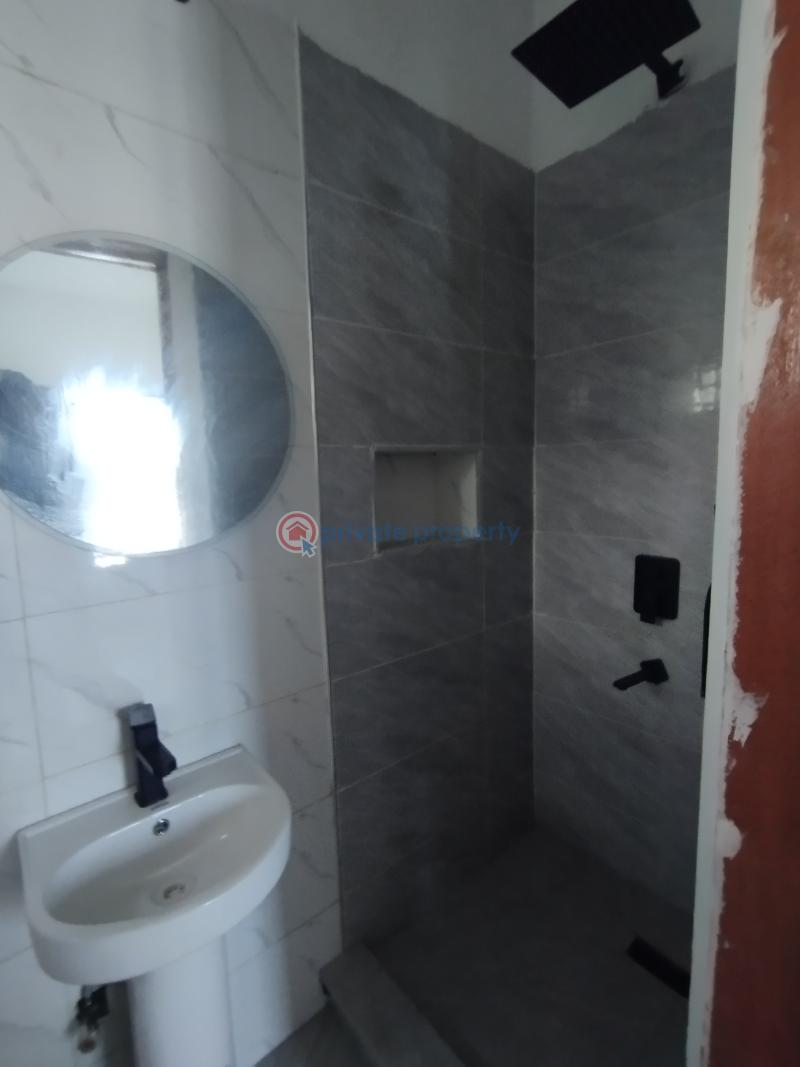 2 bedroom Block Of Flats For Rent Estate Agungi Lekki Lagos - 6