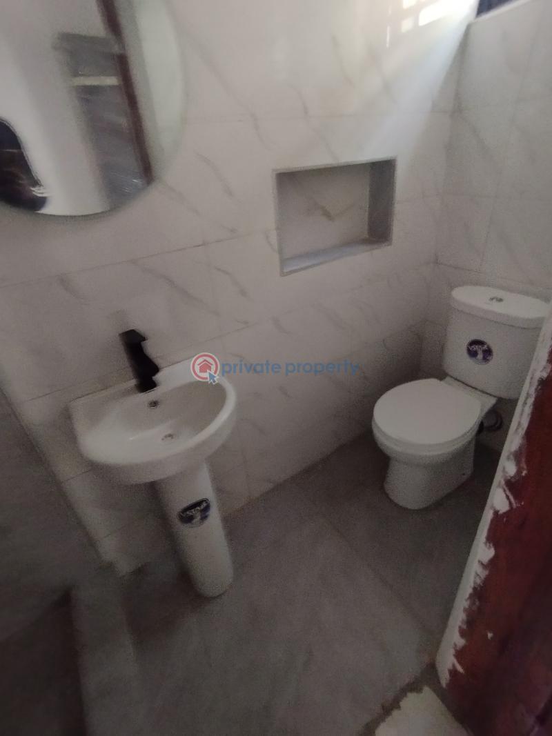 2 bedroom Block Of Flats For Rent Estate Agungi Lekki Lagos - 9