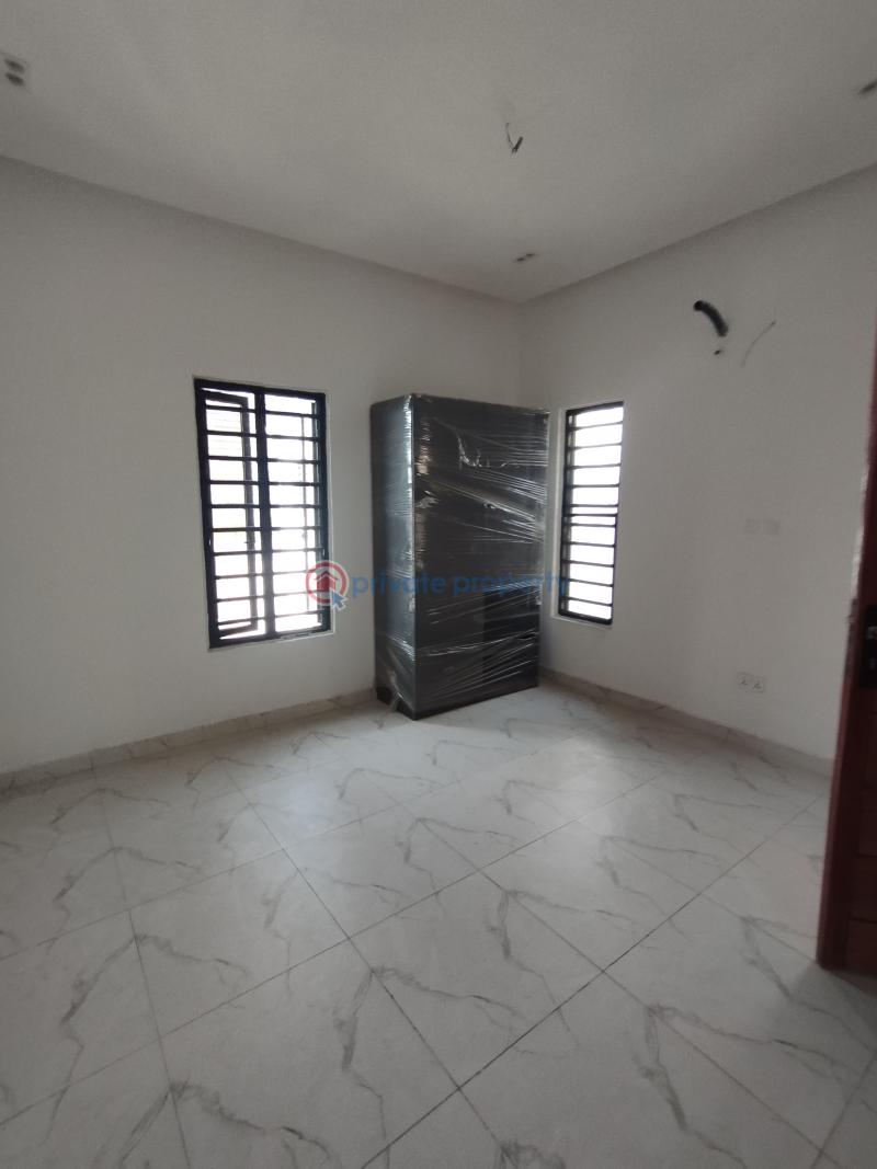 2 bedroom Block Of Flats For Rent Estate Agungi Lekki Lagos - 4