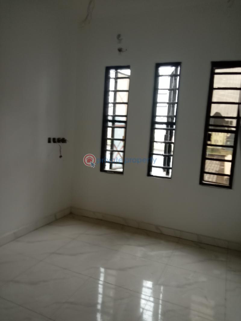 2 bedroom Block Of Flats For Rent Ago Palace Isolo Lagos - 6