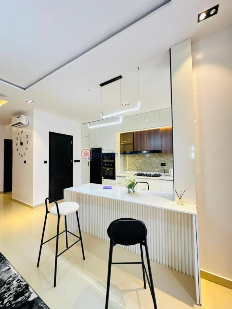 2 bedroom Block Of Flats Short let Lekki Phase 1 Lagos - 2