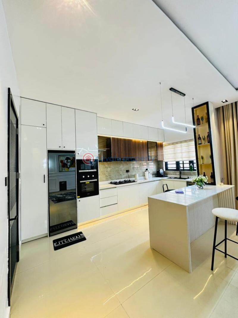 2 bedroom Block Of Flats Short let Lekki Phase 1 Lagos - 3