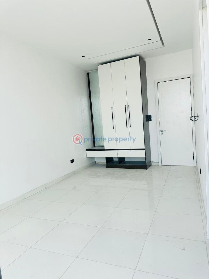 2 bedroom Flat & Apartment For Sale Lekki Right Lekki Phase 1 Lagos - 3