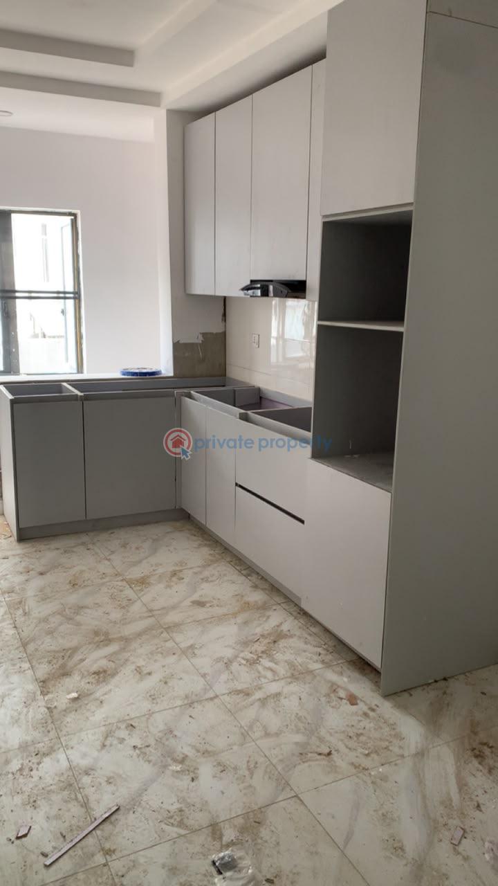 2 bedroom Block Of Flats For Sale 14 Olayinka Abiola Street, Ikate Lekki Ilasan Lekki Lagos - 1