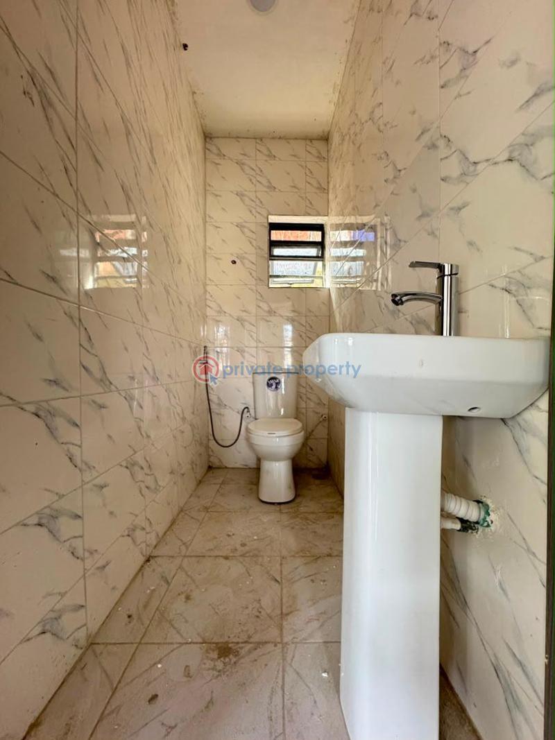 2 bedroom Block Of Flats For Sale Fadeyi Shomolu Lagos - 4