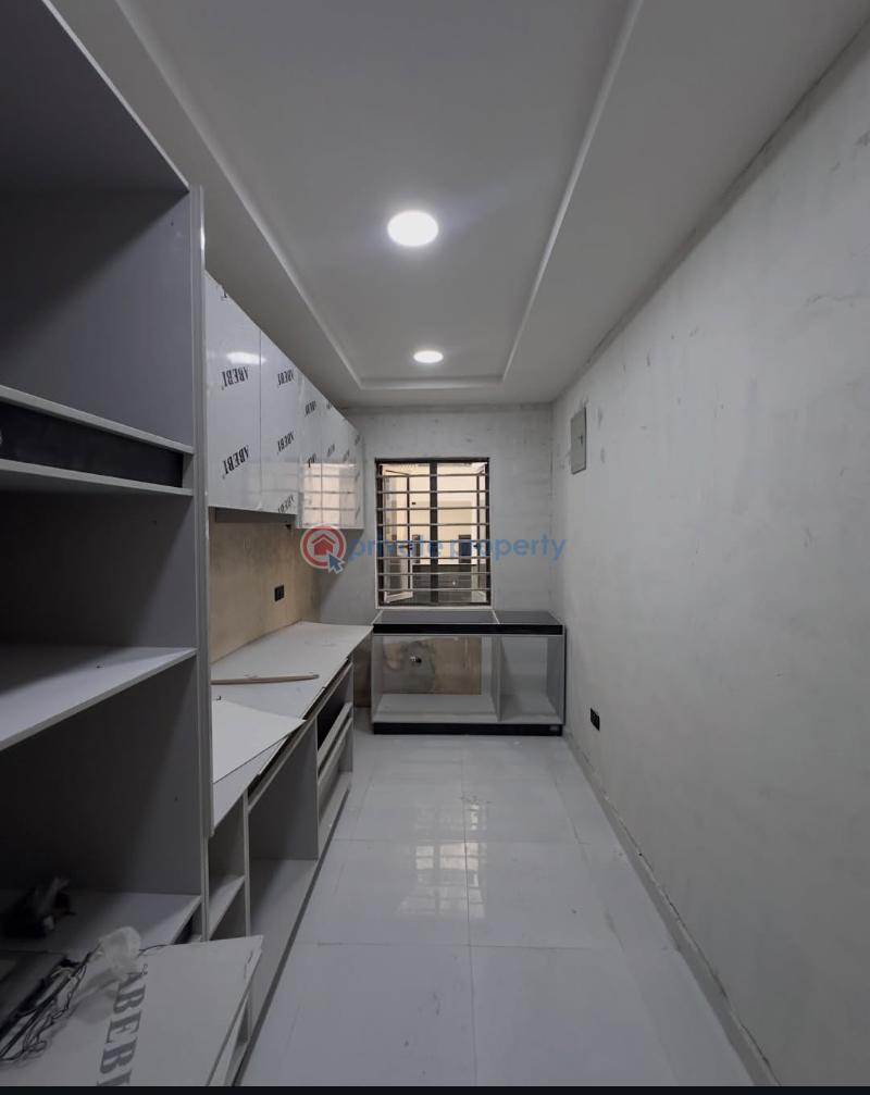 2 bedroom Block Of Flats For Sale Ikate Lekki Lagos - 3