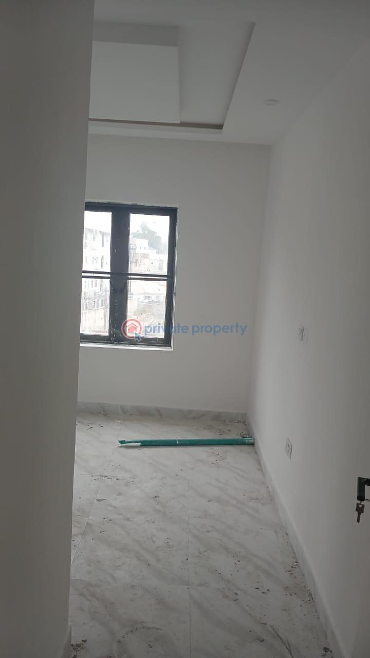 2 bedroom Block Of Flats For Sale 14 Olayinka Abiola Street, Ikate Lekki Ilasan Lekki Lagos - 7