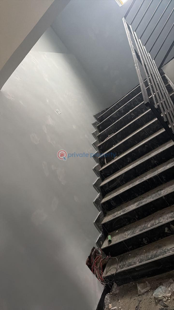 2 bedroom Block Of Flats For Sale 14 Olayinka Abiola Street, Ikate Lekki Ilasan Lekki Lagos - 4