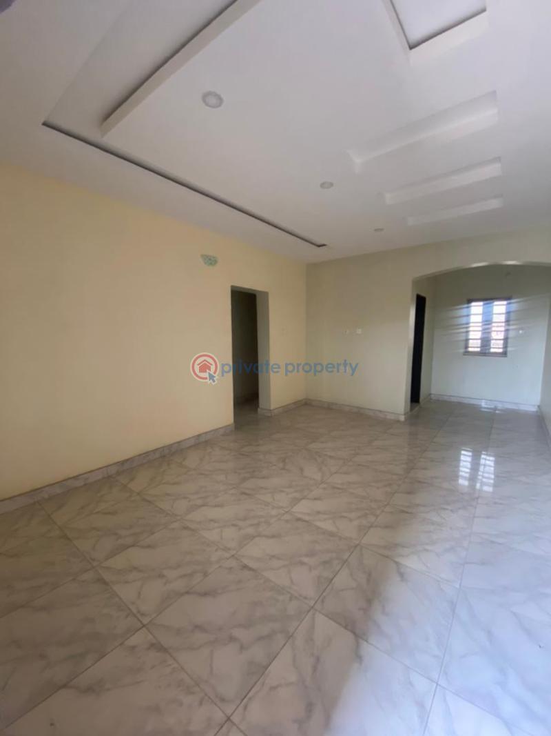 2 bedroom Block Of Flats For Rent Kilo-masha Surulere Lagos