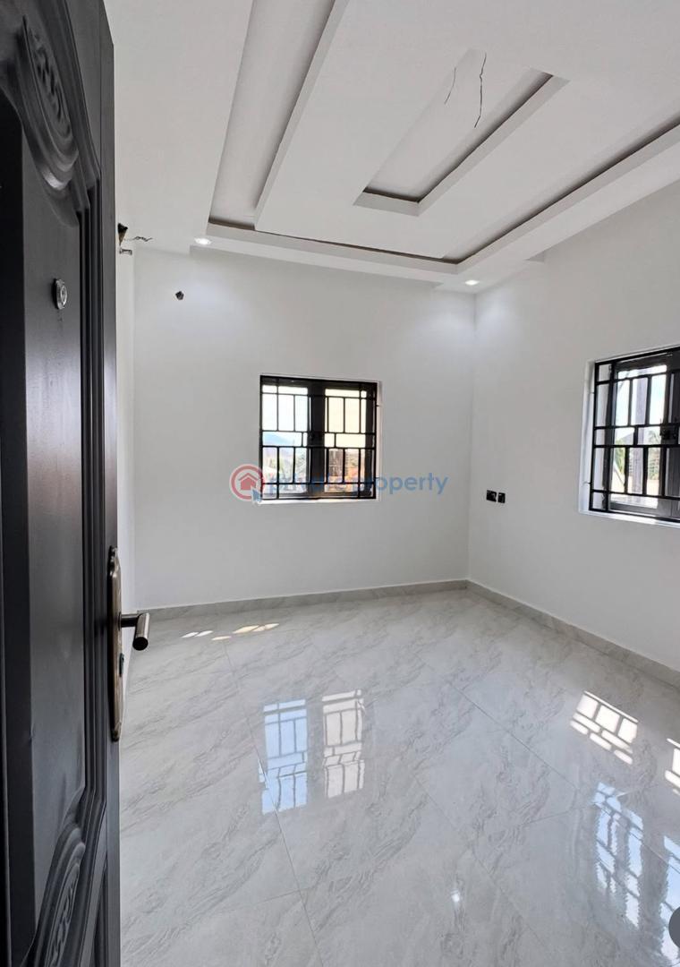 2 bedroom Block Of Flats For Rent Dawaki Abuja Phase 3  - 4