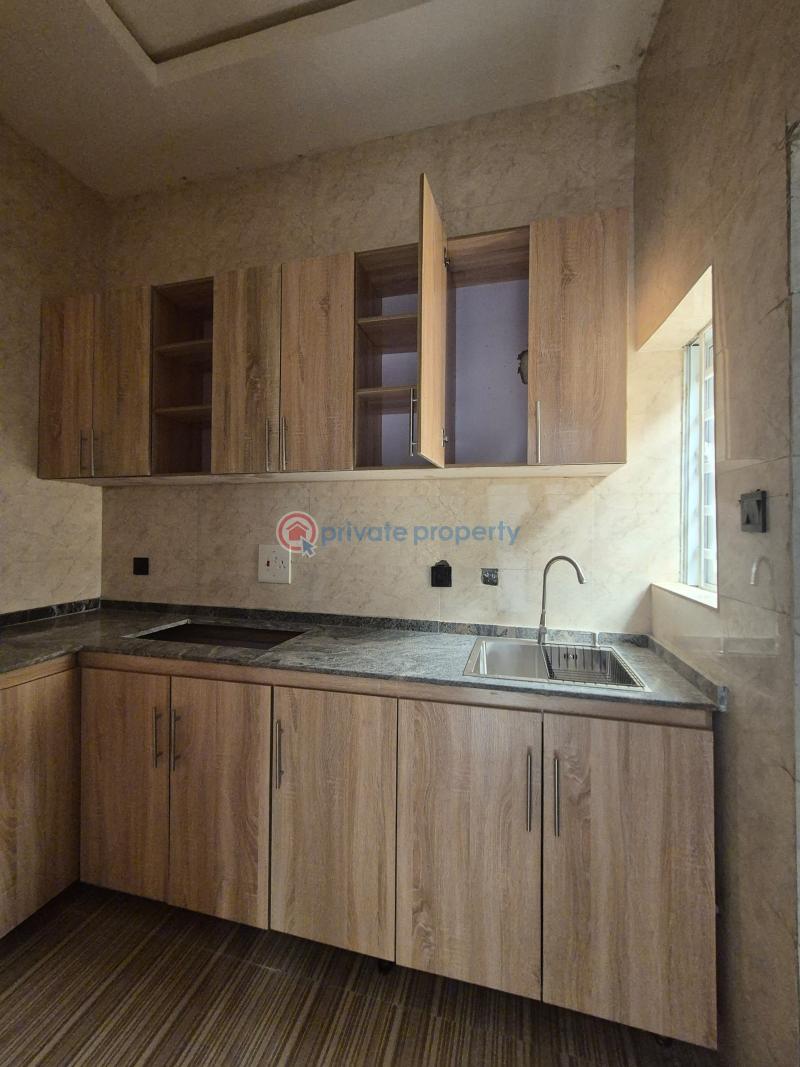 House For Rent Bashorun Housing Estate, Airforce Akobo, Ibadan Ibadan Oyo - 2