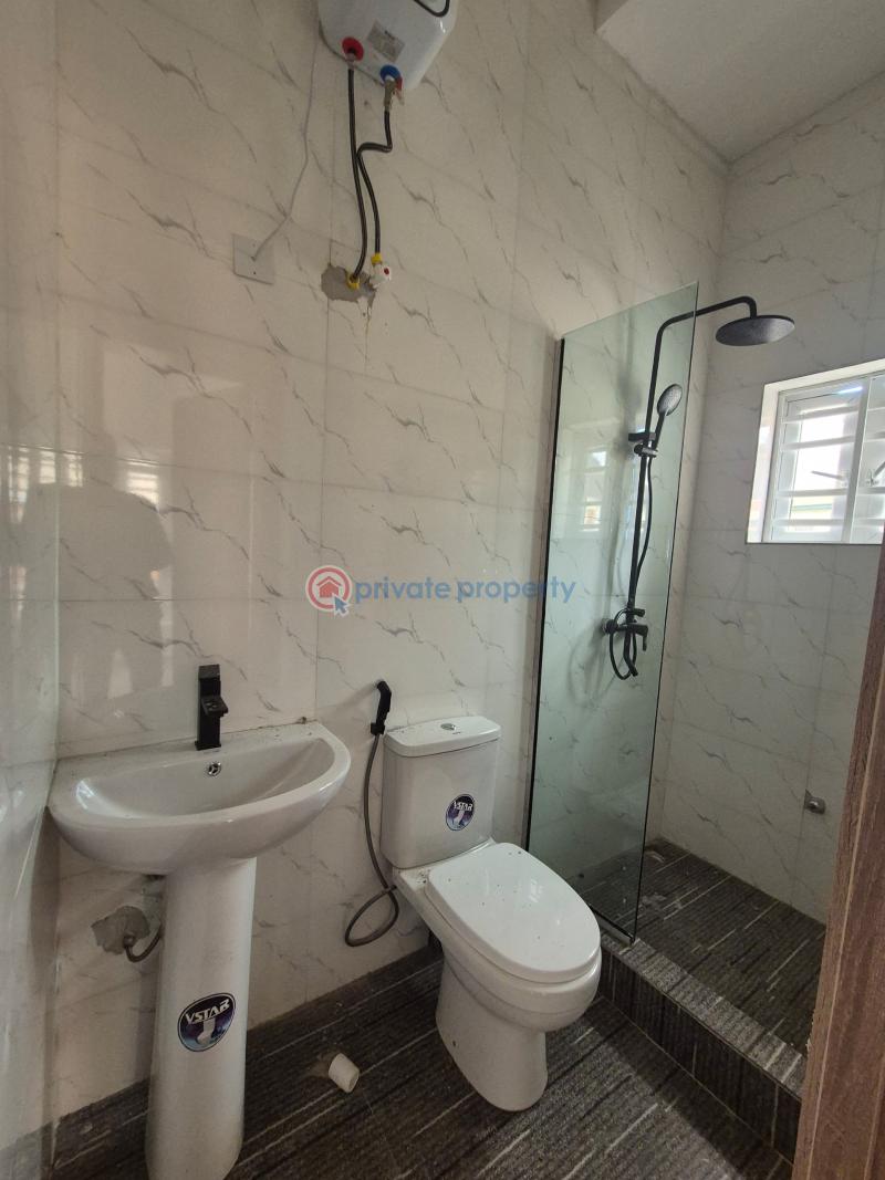 House For Rent Bashorun Housing Estate, Airforce Akobo, Ibadan Ibadan Oyo - 4