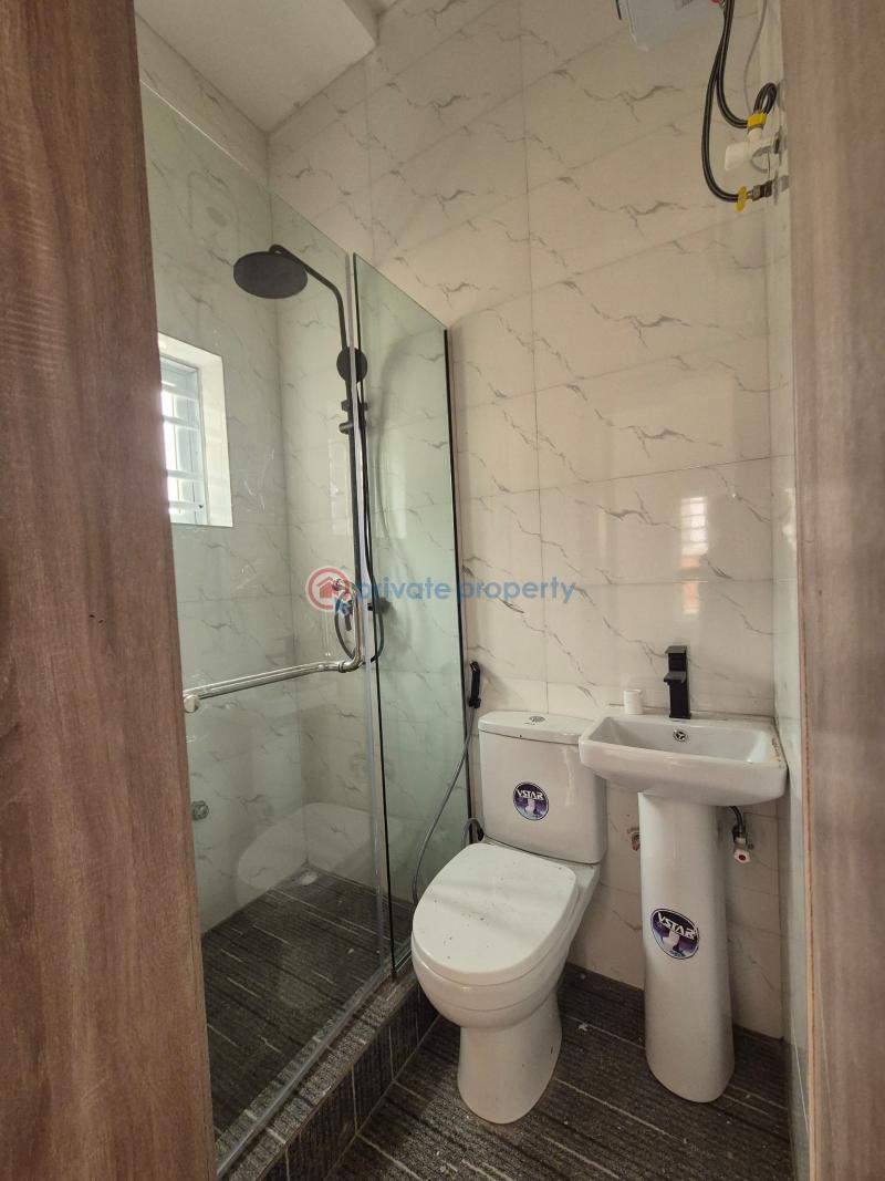 House For Rent Bashorun Housing Estate, Airforce Akobo, Ibadan Ibadan Oyo - 5