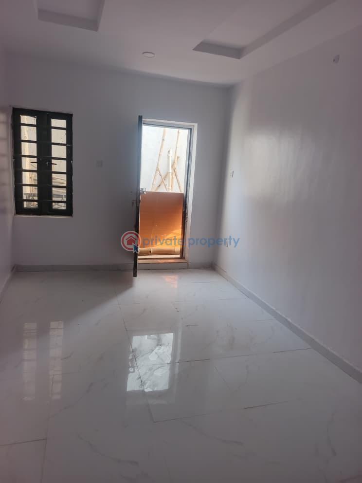 2 bedroom Duplex For Rent Golden Palace Less Than 2 Min Drive To Akala Express Akala Express Ibadan Oyo - 3