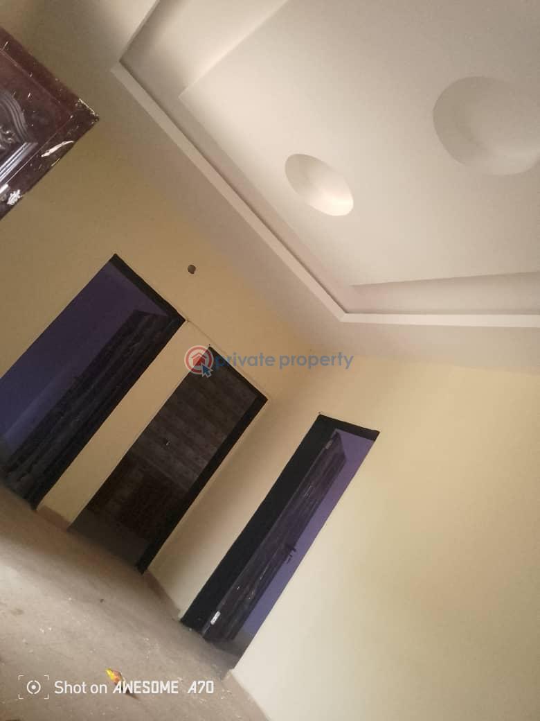 2 bedroom Block Of Flats For Rent Shalom Estate Along Liberty Academy Road Akala Express Ibadan Oyo - 0