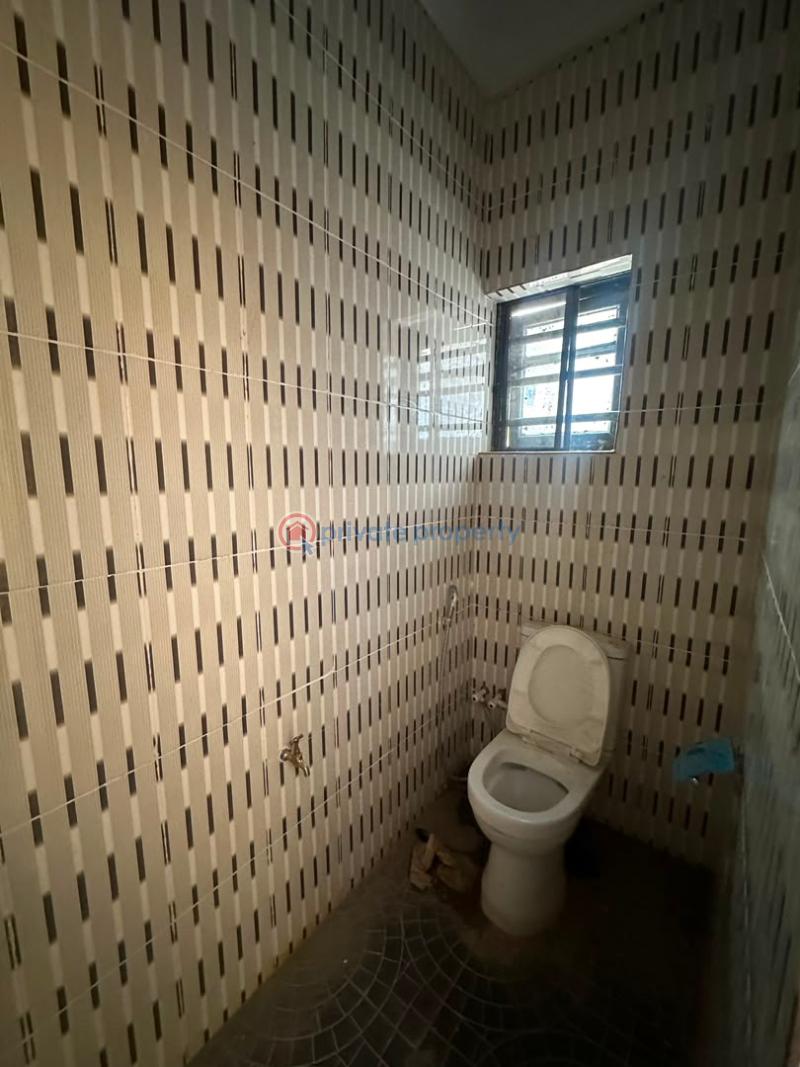 Flat & Apartment For Rent At Lemon Street Alalubosa Gra (phase 2) Alalubosa Ibadan Oyo - 5