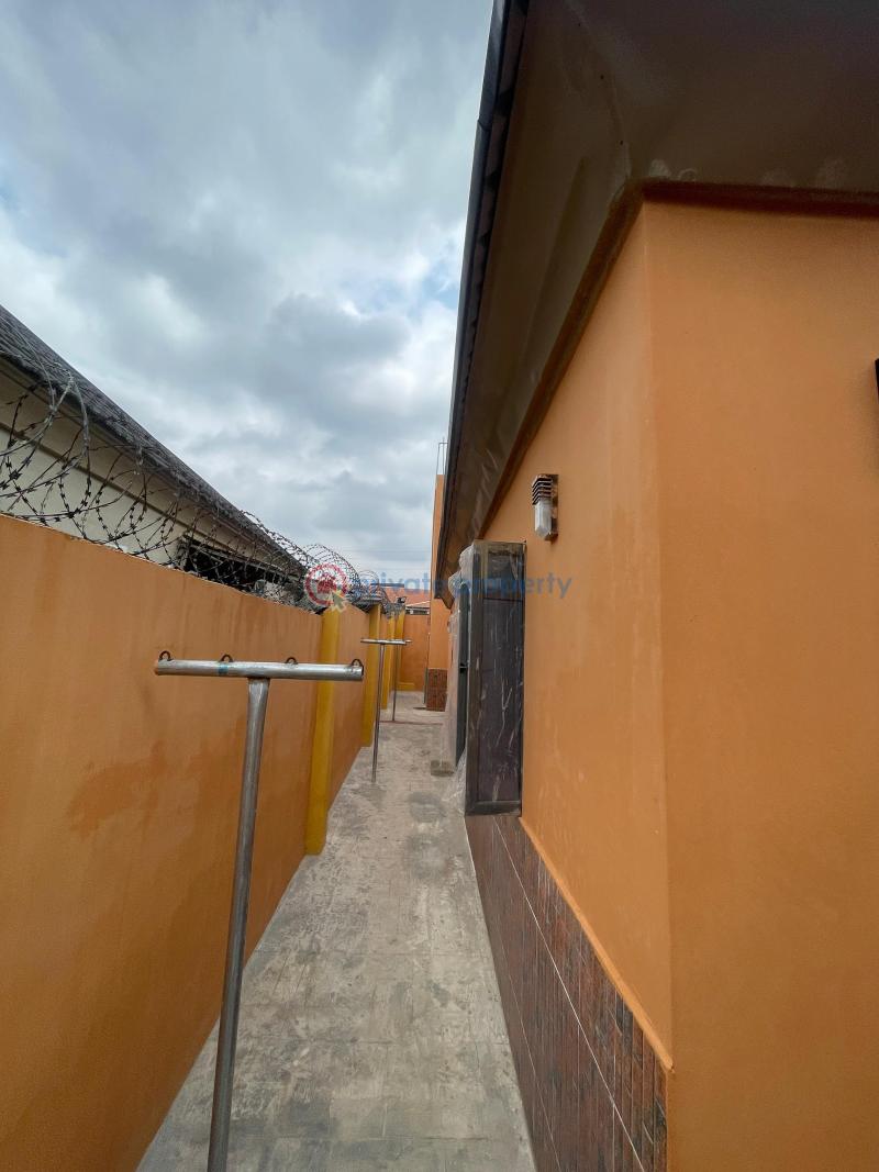 House For Rent At Faith Bible Church Area Iyana Olopa Akobo Ibadan Akobo Ibadan Oyo - 3