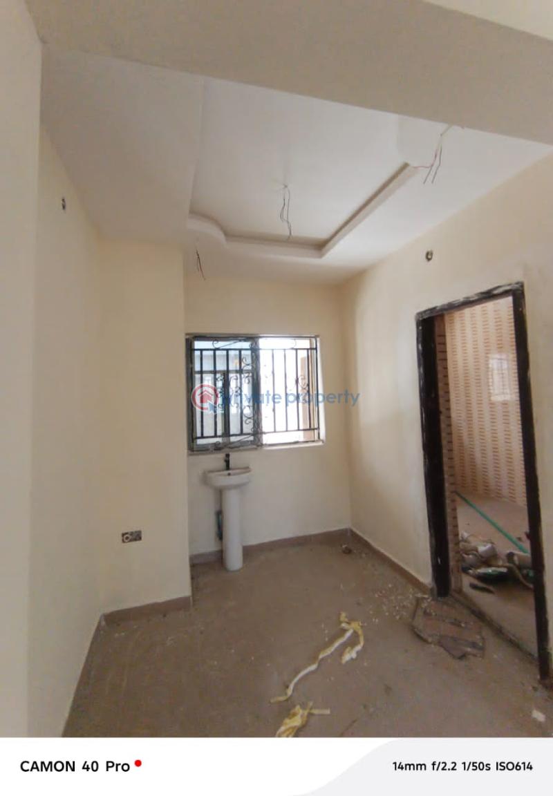 House For Rent Okebadan Estate, Akala Way, Akobo, Ibadan Ibadan Oyo - 1