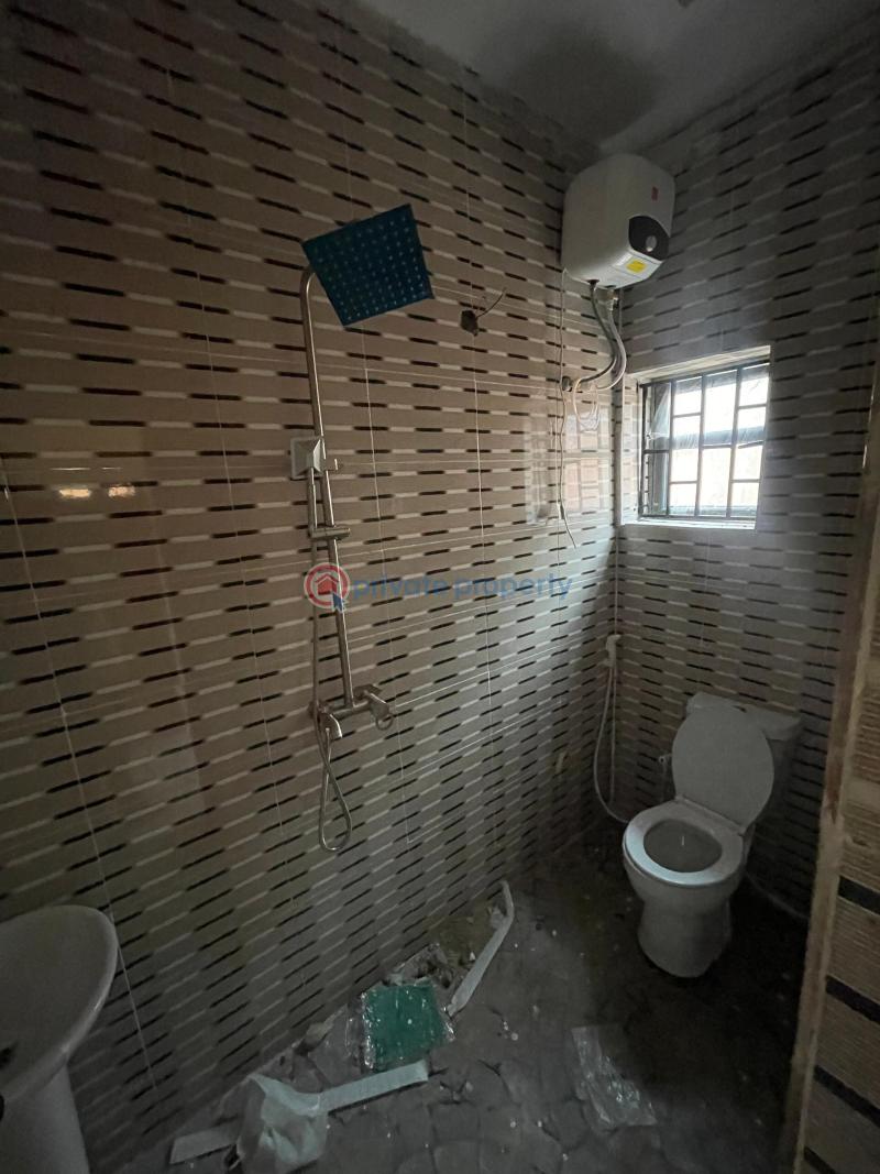 House For Rent At Faith Bible Church Area Iyana Olopa Akobo Ibadan Akobo Ibadan Oyo - 8