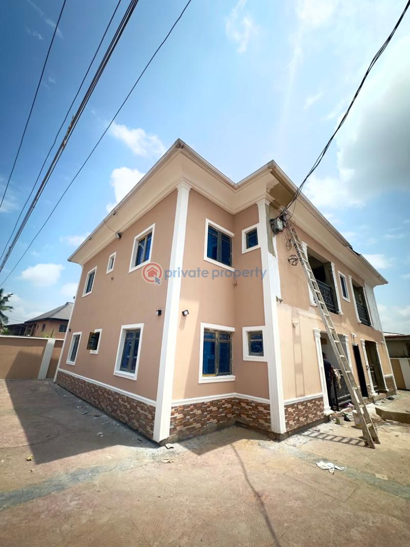 Flat & Apartment For Rent At Lemon Street Alalubosa Gra (phase 2) Alalubosa Ibadan Oyo - 0