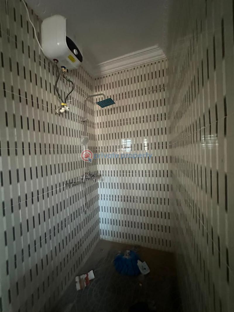 Flat & Apartment For Rent At Lemon Street Alalubosa Gra (phase 2) Alalubosa Ibadan Oyo - 3