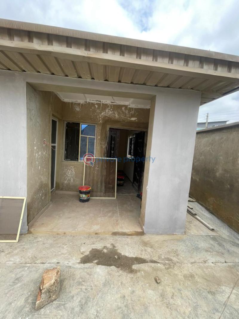 House For Rent Okebadan Estate, Akala Way, Akobo, Ibadan Ibadan Oyo - 1