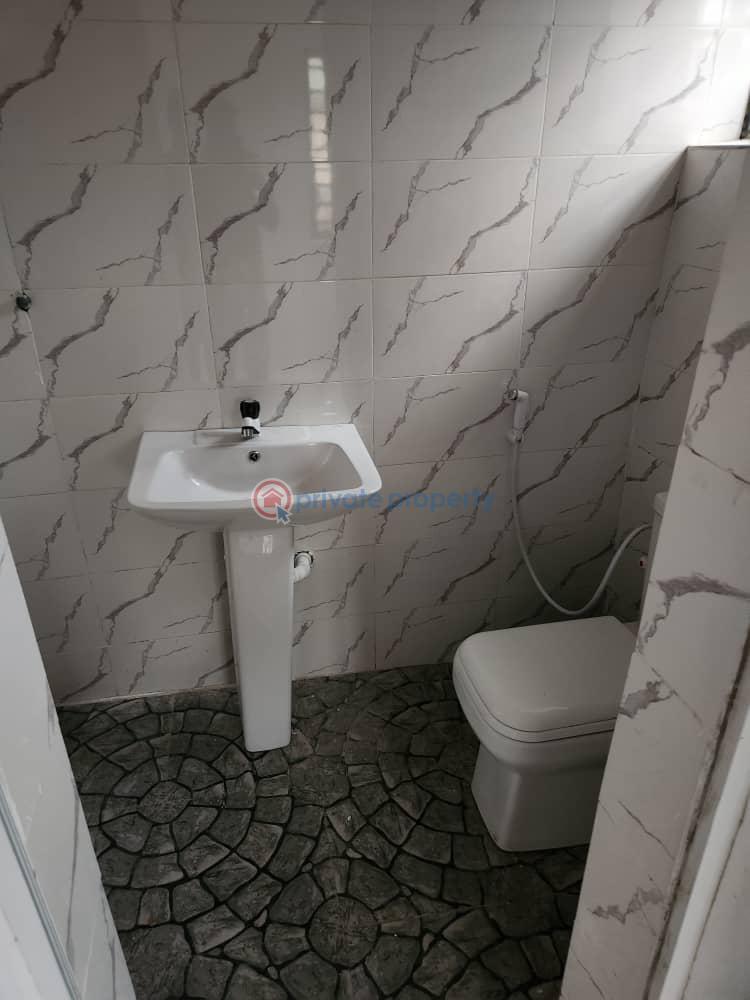 2 bedroom Block Of Flats For Rent Ayegun Oleyo, Tipper Garage, Akala Express, Ibadan Akala Express Ibadan Oyo - 8