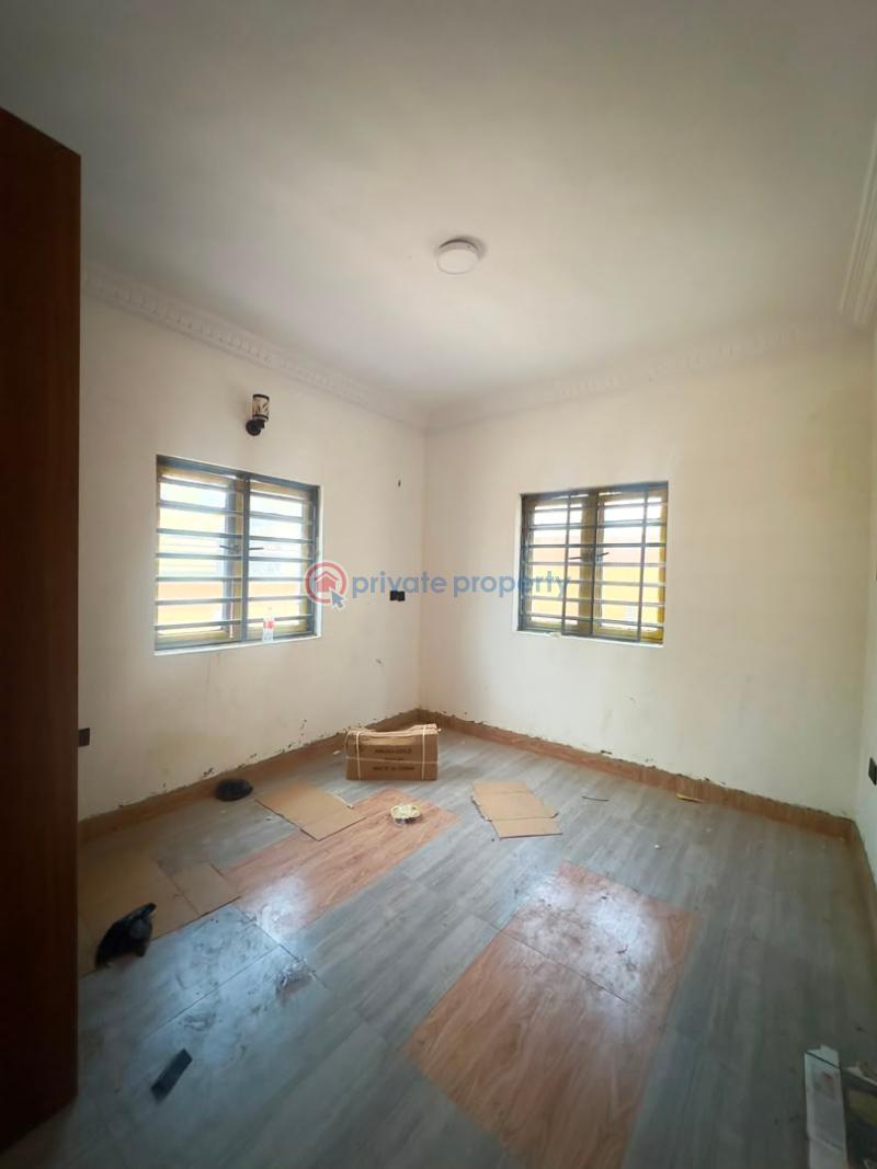 Flat & Apartment For Rent At Lemon Street Alalubosa Gra (phase 2) Alalubosa Ibadan Oyo - 4