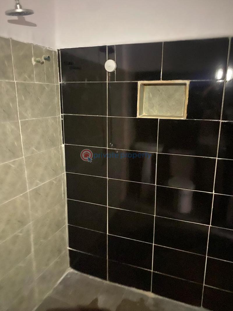 2 bedroom Flat & Apartment For Sale 48, Moleye Street Off Alagomeji Yaba Lagos - 5