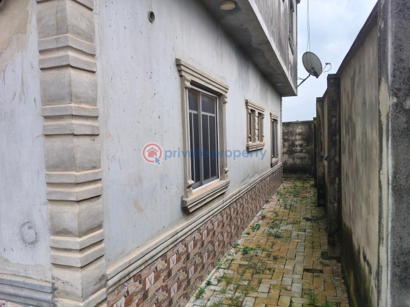 2 bedroom Block Of Flats For Rent First Avenue Peaceland Estate Magbon Imowonla Ikorodu Lagos - 2