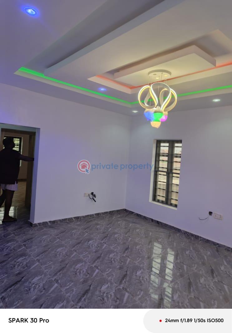 2 bedroom Block Of Flats For Rent Ijaye Ojokoro Ifako-Ijaiye Lagos - 1