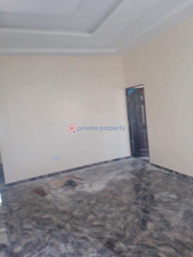 2 bedroom Block Of Flats For Rent Greater Vessel Obafemi Owode Ogun - 3