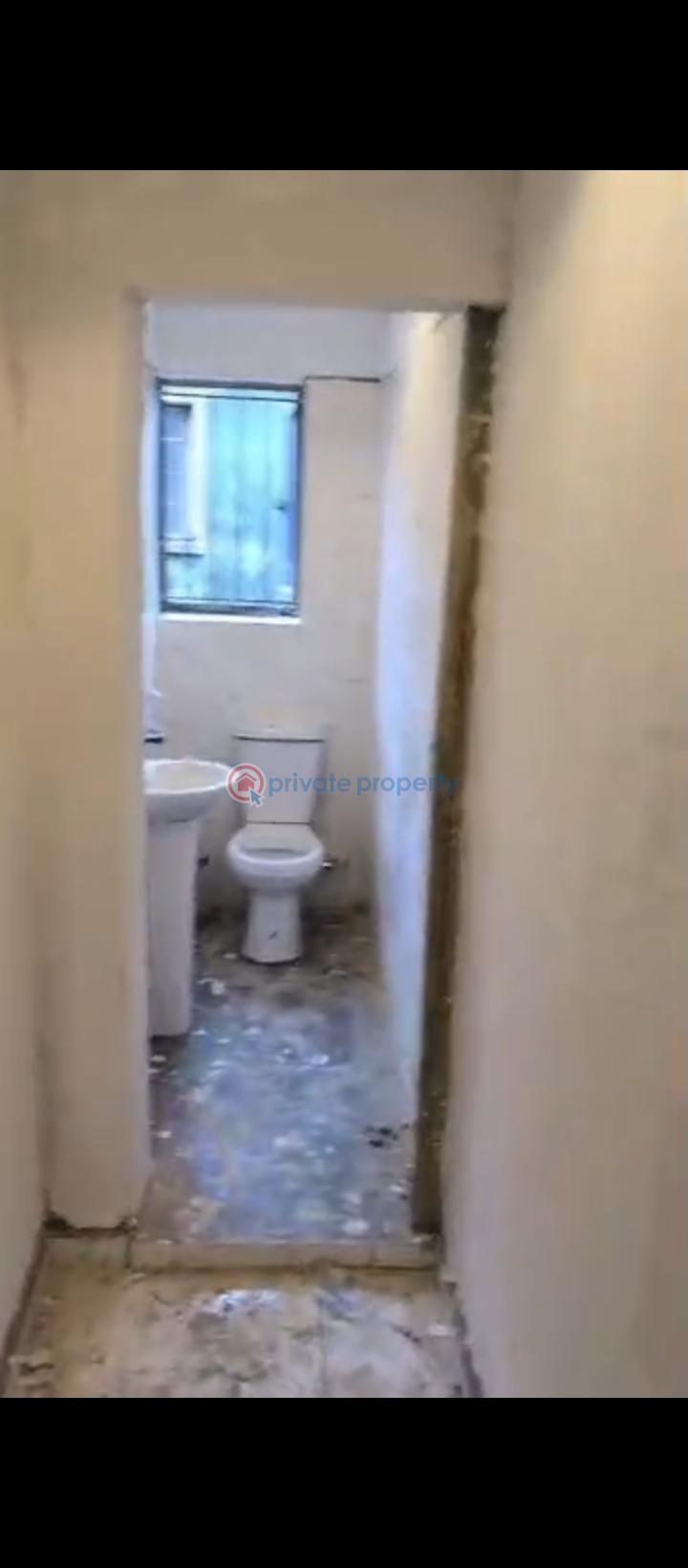 2 bedroom Block Of Flats For Rent Mushin Lagos - 7