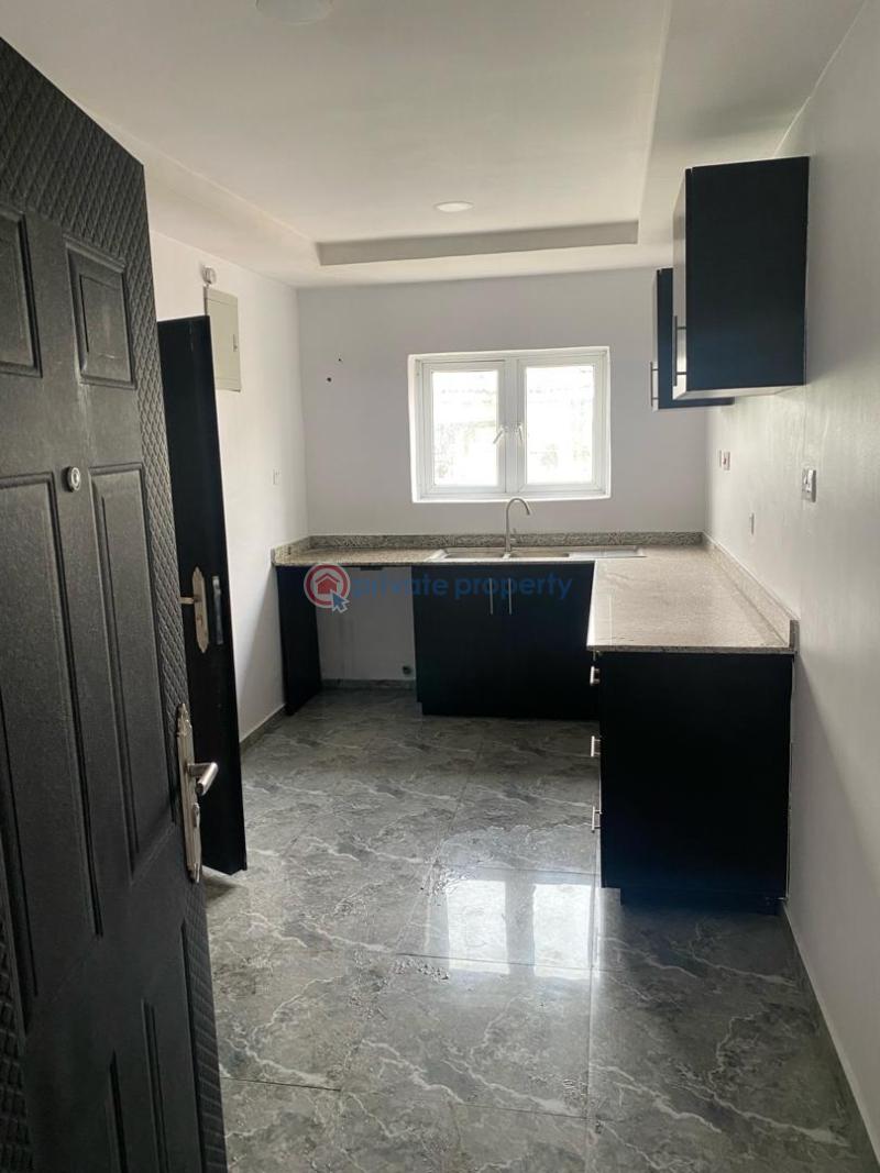 2 bedroom Flat & Apartment For Sale 48, Moleye Street Off Alagomeji Yaba Lagos - 1