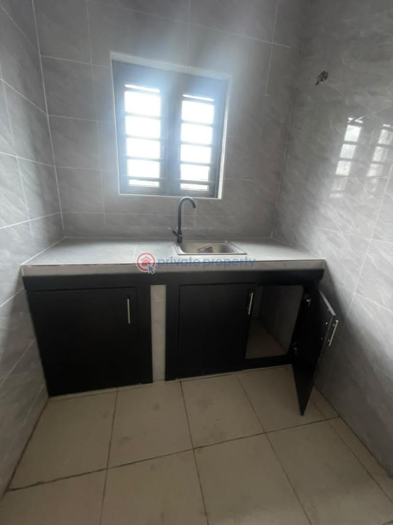 2 bedroom Block Of Flats For Rent Off Adeniran Ogunsanya, Surulere, Lagos Adeniran Ogunsanya Surulere Lagos - 1