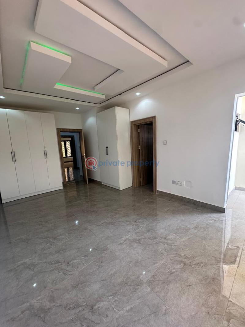 2 bedroom Block Of Flats For Rent Close To The Major Road Lugbe Abuja Phase 4  - 0