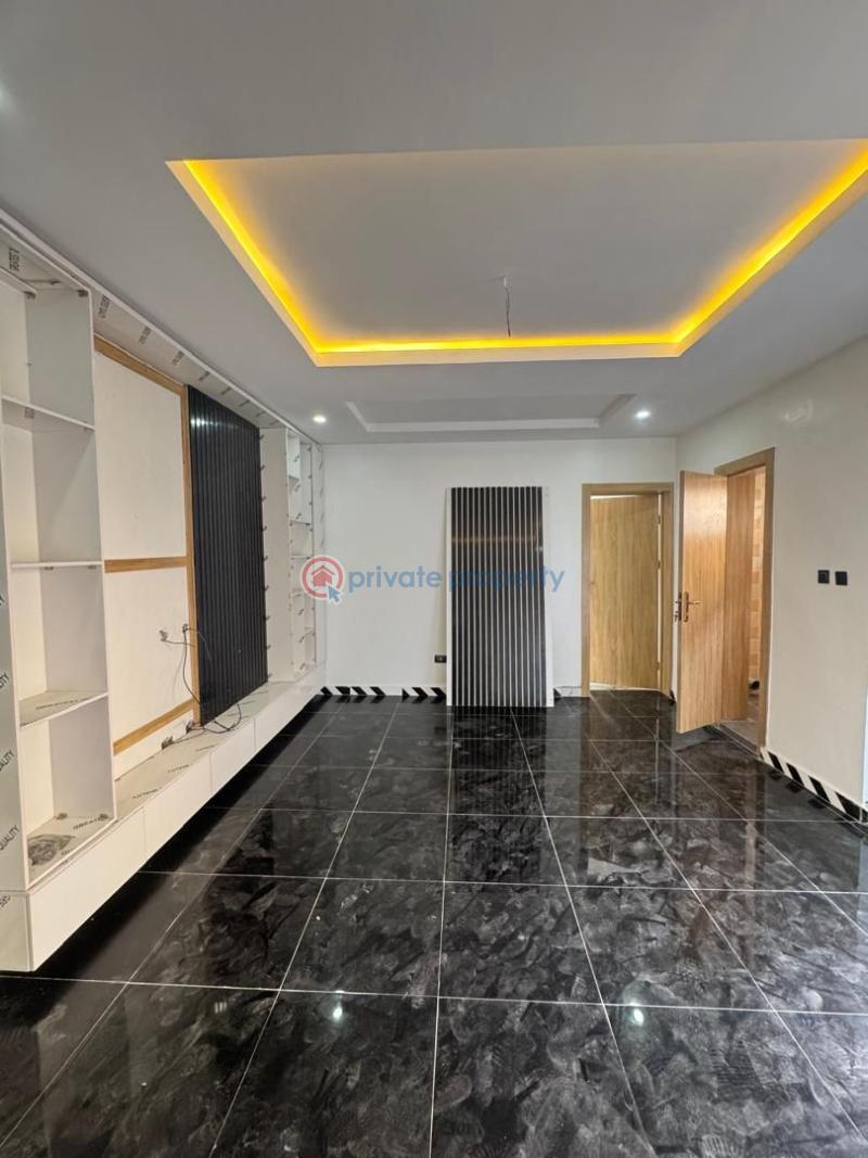 2 bedroom Block Of Flats For Rent Ologolo Lekki Lagos - 2