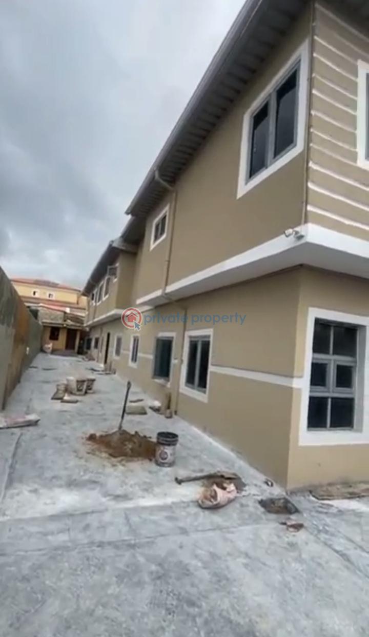 2 bedroom Flat & Apartment For Rent Soluyi Gbagada Lagos - 1