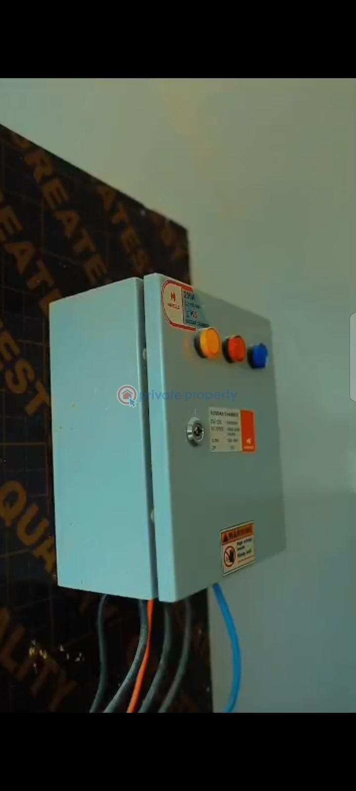 2 bedroom Block Of Flats For Rent Foodco Area, Akala Express Akala Express Ibadan Oyo - 5