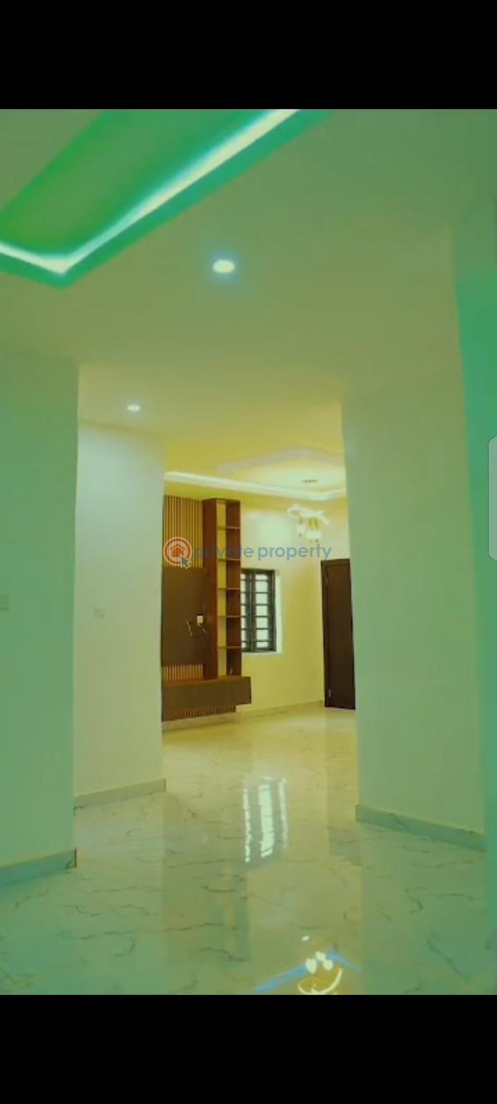 2 bedroom Block Of Flats For Rent Foodco Area, Akala Express Akala Express Ibadan Oyo - 2