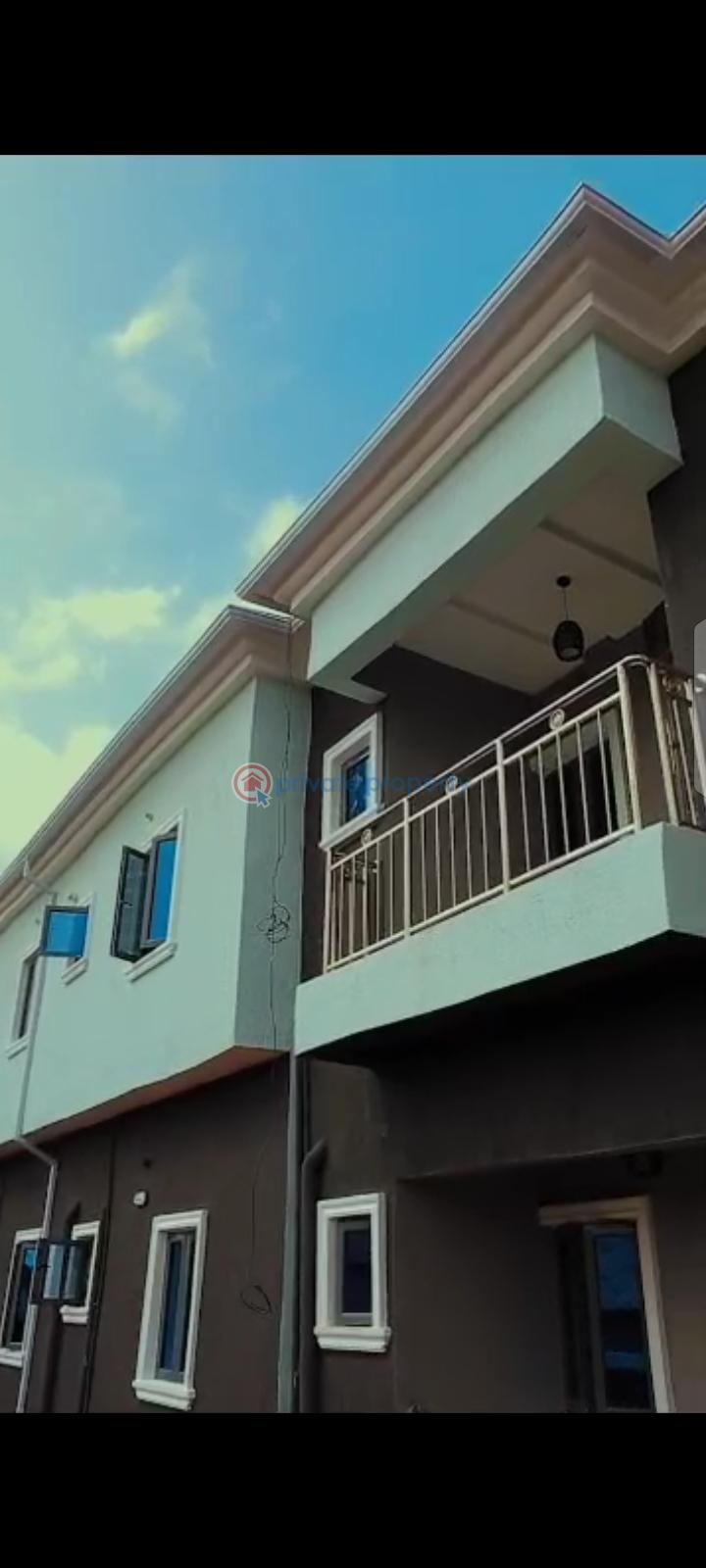 2 bedroom Block Of Flats For Rent Foodco Area, Akala Express Akala Express Ibadan Oyo - 20