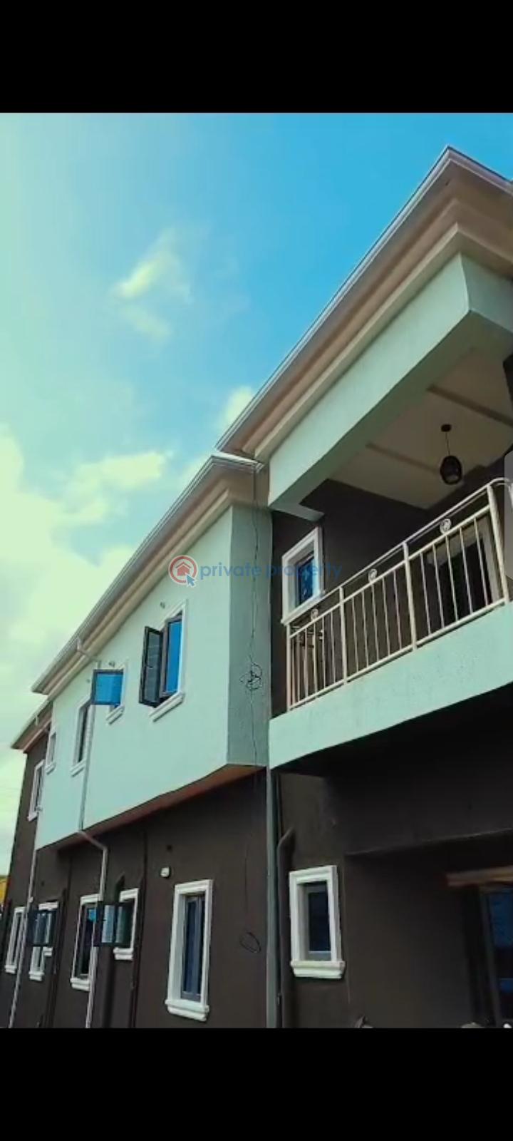 2 bedroom Block Of Flats For Rent Foodco Area, Akala Express Akala Express Ibadan Oyo - 1