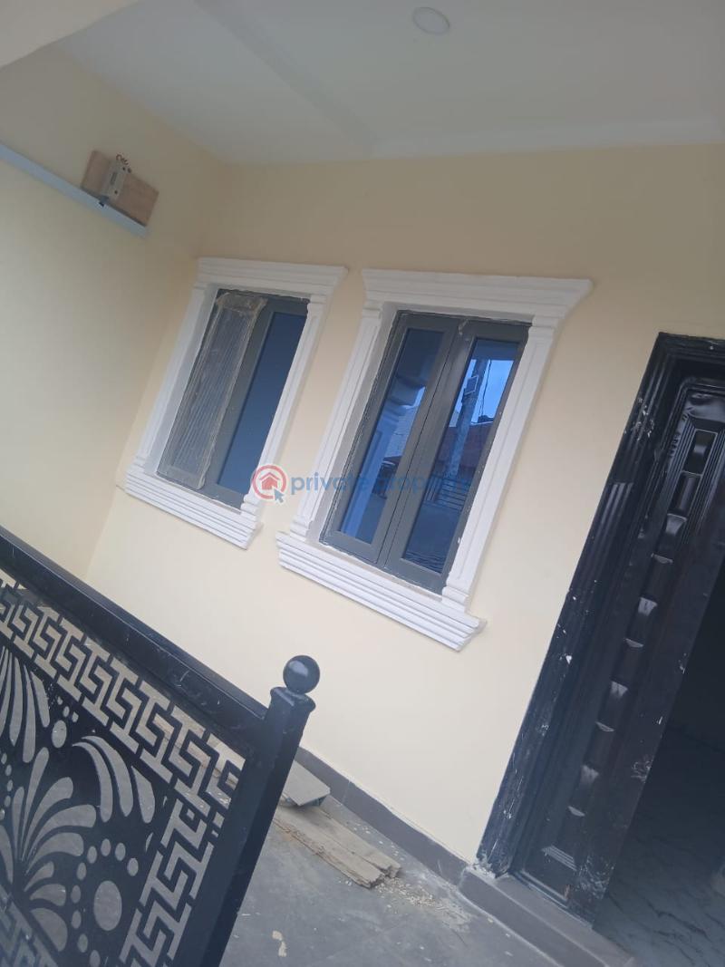 2 bedroom Block Of Flats For Rent Olorunkemi Estate Elebu Akala Express Ibadan Oyo - 3