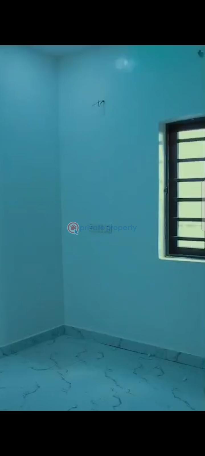2 bedroom Block Of Flats For Rent Foodco Area, Akala Express Akala Express Ibadan Oyo - 3