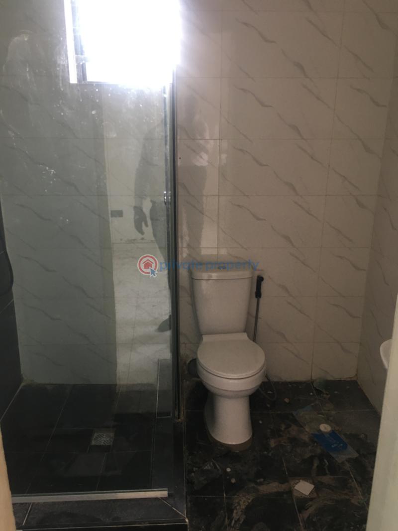2 bedroom Flat & Apartment For Rent Off Bashua Road Onipanu Shomolu Lagos - 8