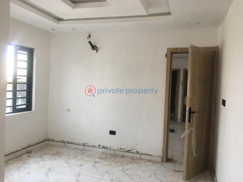 2 bedroom Flat & Apartment For Rent Off Bashua Road Onipanu Shomolu Lagos - 7