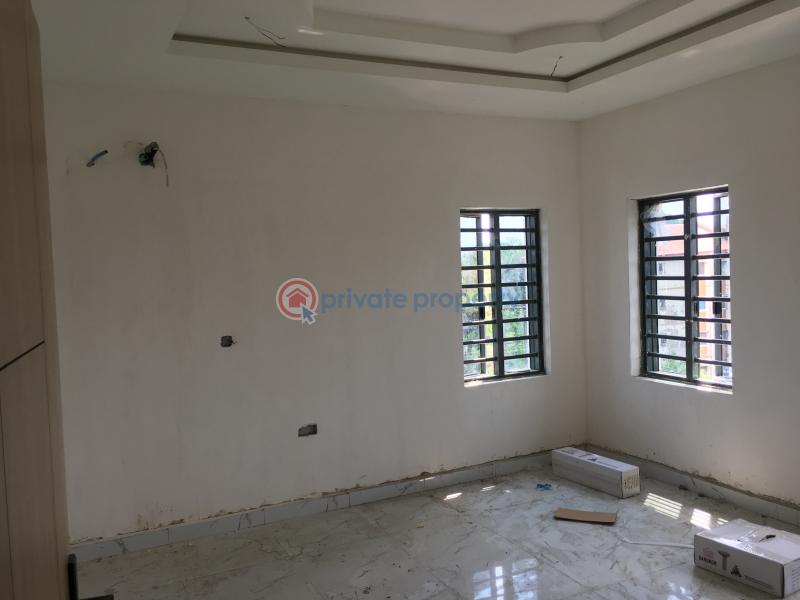 2 bedroom Block Of Flats For Sale Yabatech Gra Yaba Lagos - 2