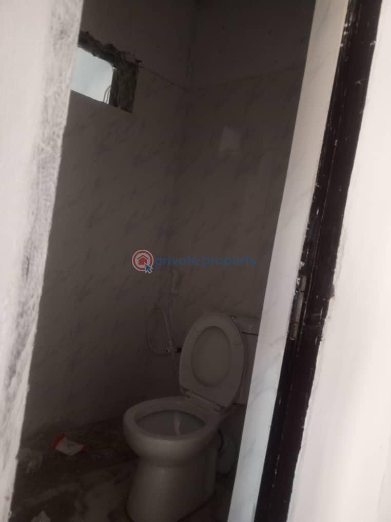 House For Rent Very Close To The Main Road Near The Main Gate ,akoto Estate Gate, Elebu , Akala Express Oluyole Extension Ibadan Ibadan Oyo - 12